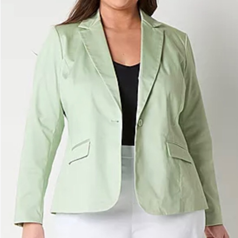 NEW Liz Claiborne Womens Regular Fit Blazer.